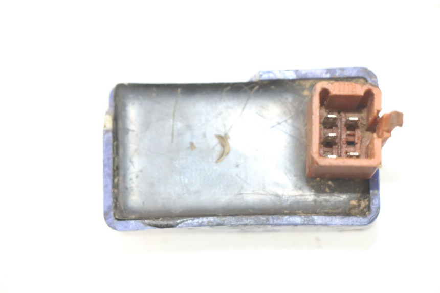 photo de BOITIER CDI LONCIN DIRT BIKE 125 - Gros plan technique