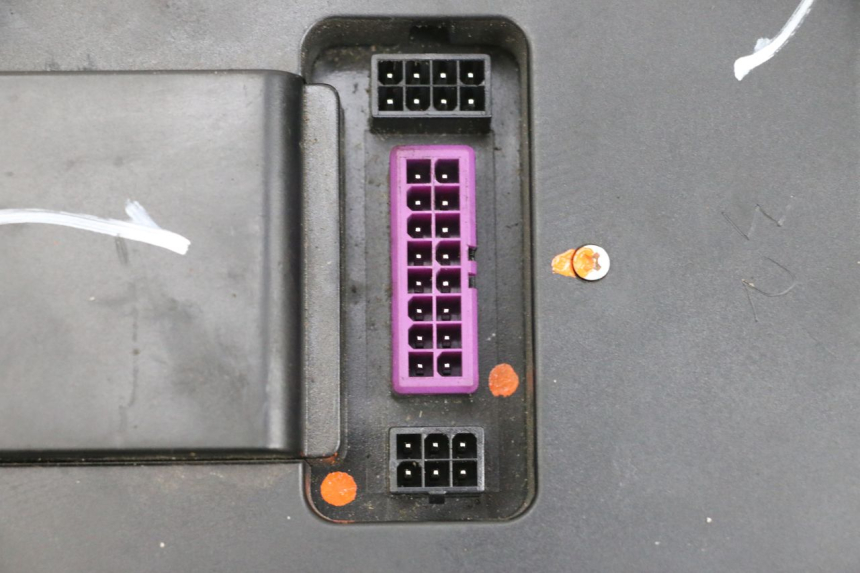 photo de BOITIER CDI SEGWAY NINEBOT E125S 1 (2022 - 2026) - Points de fixation