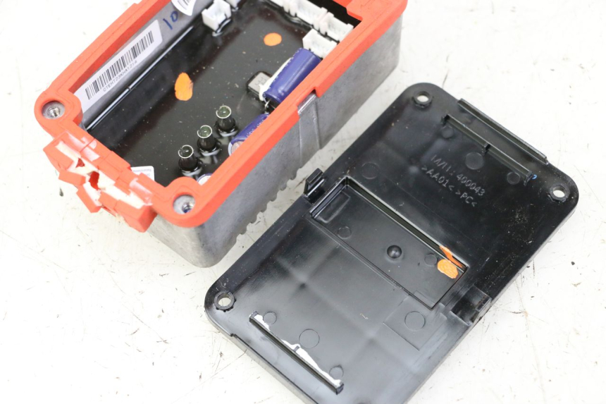 photo de BOITIER CDI SEGWAY NINEBOT E2 1 - Zoom composants