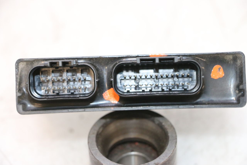 photo de BOITIER CDI KAWASAKI ER-6 ER6 F ABS 650 (2012 - 2016) - Gros plan technique