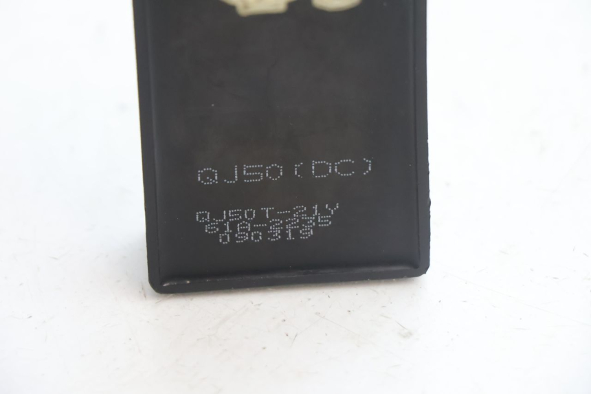 photo de BOITIER CDI KEEWAY F-ACT NAKED 50 (2009 - 2014) - Autre angle de vue