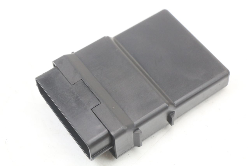 photo de BOITIER CDI HONDA FES PANTHEON 2T 125 (1998 - 2002) - Autre angle de vue