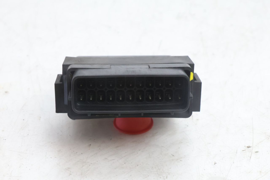 photo de BOITIER CDI HONDA FES PANTHEON 2T 125 (1998 - 2002) - Zoom état d’usage