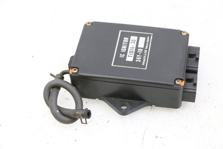 photo de BOITIER CDI YAMAHA FJ 36Y 1100 (1984 - 1985) - Gros plan technique