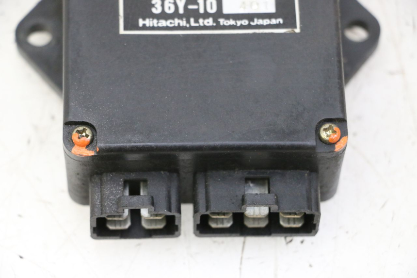 photo de BOITIER CDI YAMAHA FJ 36Y 1100 (1984 - 1985) - Points de fixation