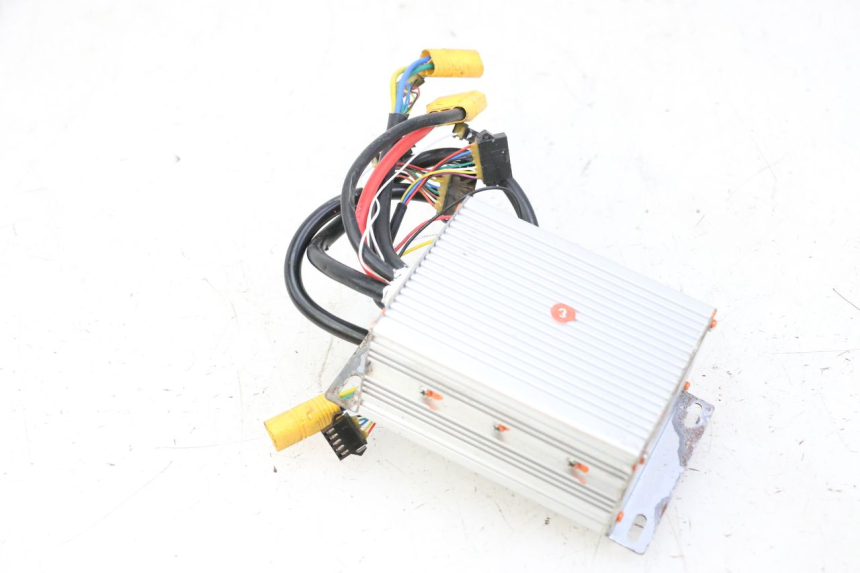 photo de BOITIER CDI KUKIRIN G2 MASTER 1 - Vue rapprochée