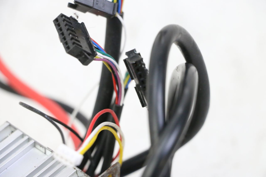 photo de BOITIER CDI KUKIRIN G2 MASTER 1 - Zoom état d’usage