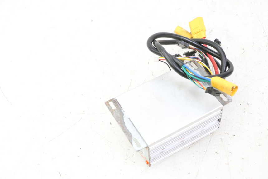 photo de BOITIER CDI KUKIRIN G2 MASTER 1 - Pièce contrôlée