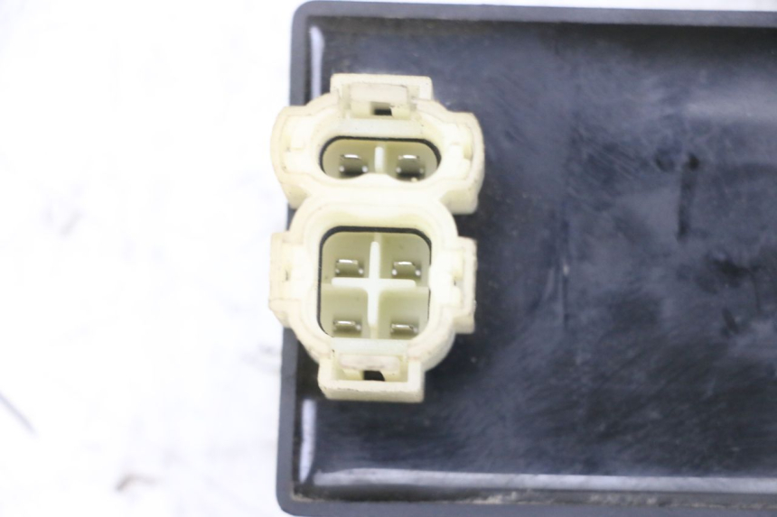 photo de BOITIER CDI GOES WIKI 125 (2010 - 2015) - Autre angle de vue