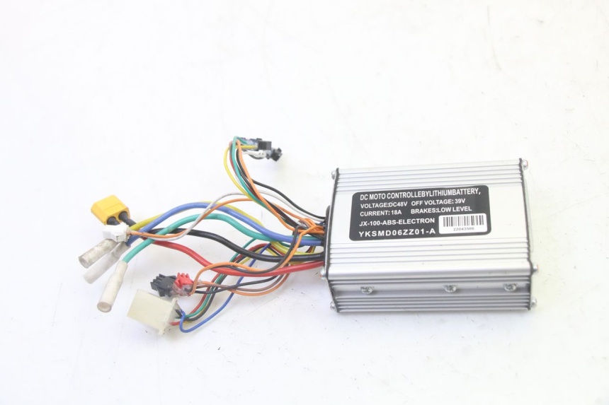 photo de BOITIER CDI HITWAY H5 1 - Zoom état d’usage