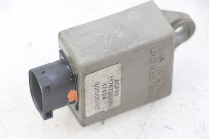 photo de BOITIER CDI PEUGEOT JET FORCE CARBU 50 (2003 - 2016) - Autre angle de vue