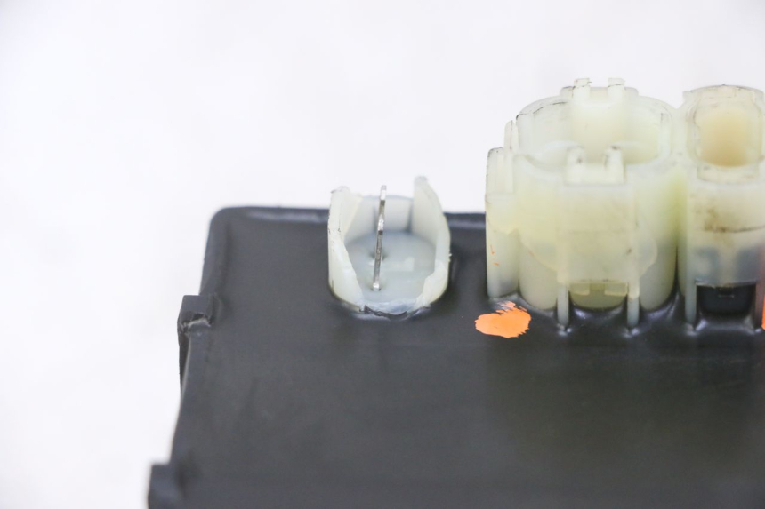 photo de BOITIER CDI PIAGGIO NEW TYPHOON 50 (2018 - 2021) - Gros plan technique