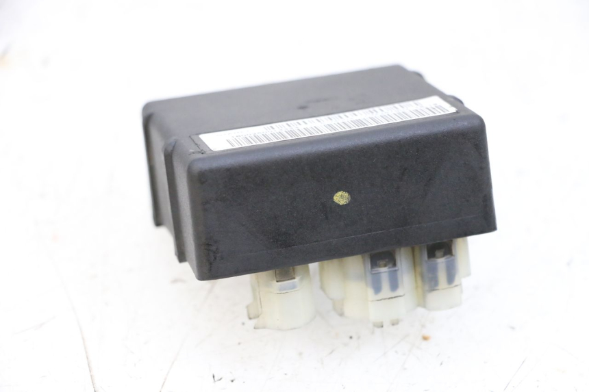 photo de BOITIER CDI PIAGGIO NEW TYPHOON 50 (2018 - 2021) - Gros plan technique