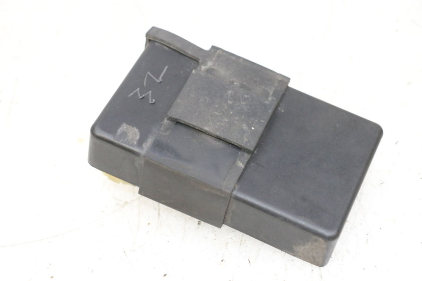 photo de BOITIER CDI HONDA NSR R 125 (1994 - 2003) - Points de fixation