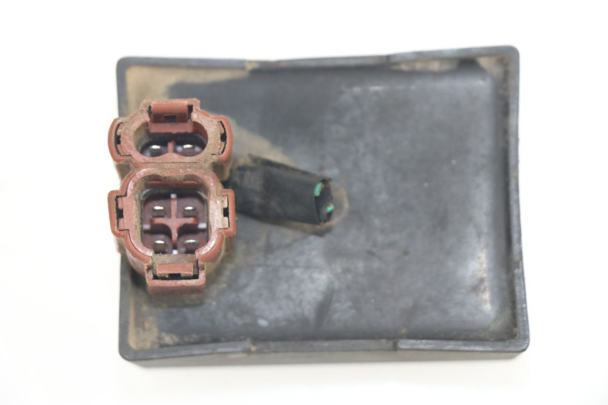 photo de BOITIER CDI PEUGEOT KISBEE 4T 50 (2010 - 2017) - Gros plan technique