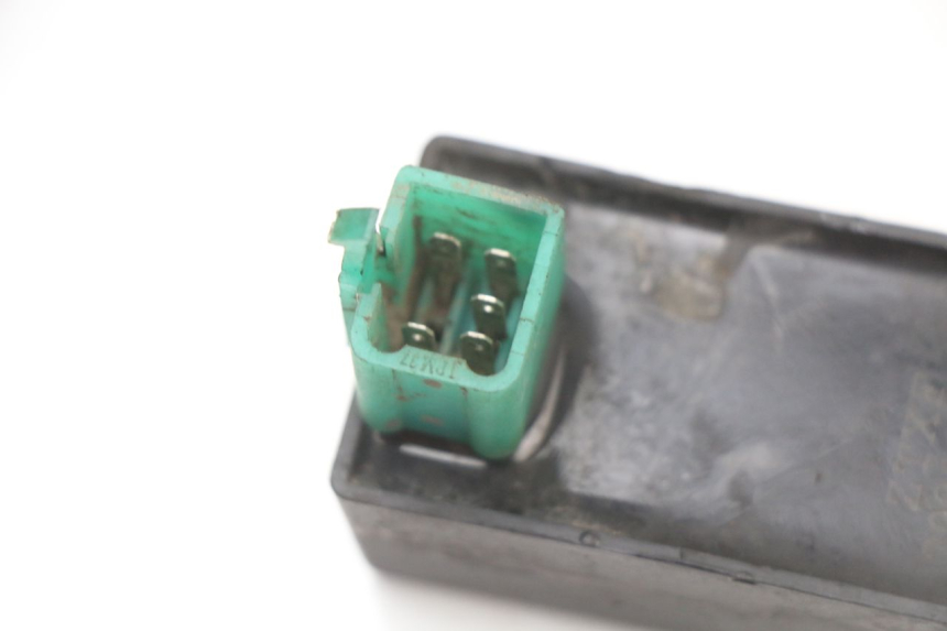 photo de BOITIER CDI YCF PIT BIKE 125 (2010 - 2018) - Gros plan technique