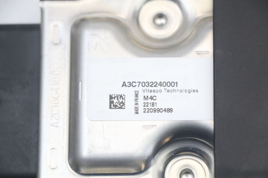 photo de BOITIER CDI ROYAL ENFIELD CONTINENTAL GT 650 (2019 - 2024) - Gros plan technique