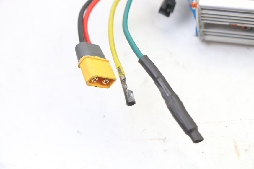 photo de BOITIER CDI HERO S10 1 - Vue d’ensemble