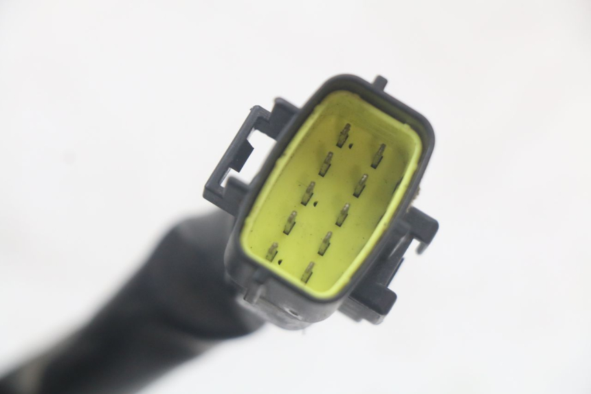 photo de BOITIER CDI TRIUMPH SPEED TRIPLE T301 900 (1994 - 1996) - Gros plan technique