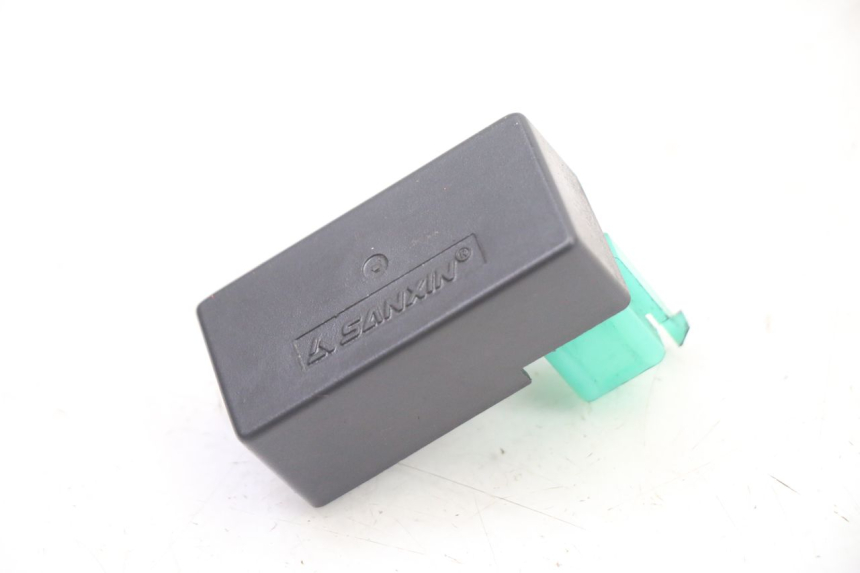 photo de BOITIER CDI PEUGEOT STREETZONE I 2T 50 (2018 - 2020) - Autre angle de vue