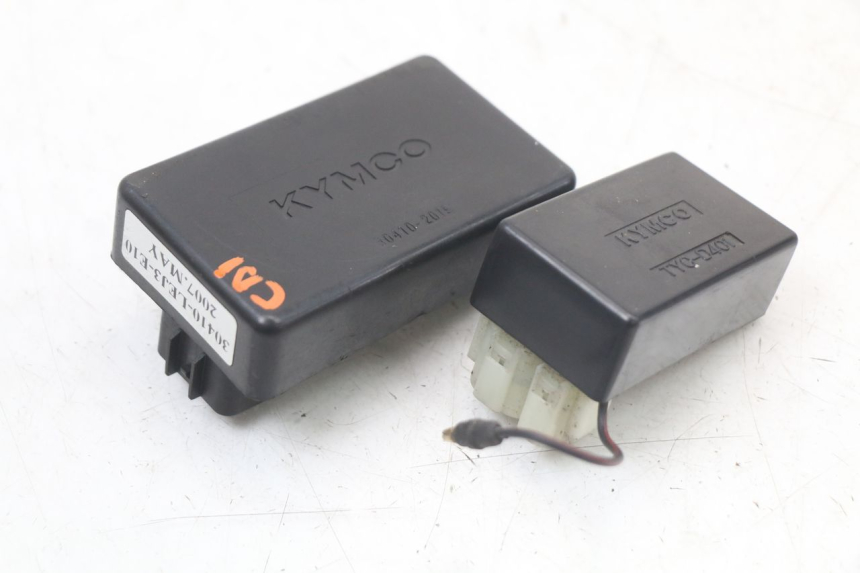 photo de BOITIER CDI KYMCO SUPER 8 125 (2008 - 2015) - Autre angle de vue