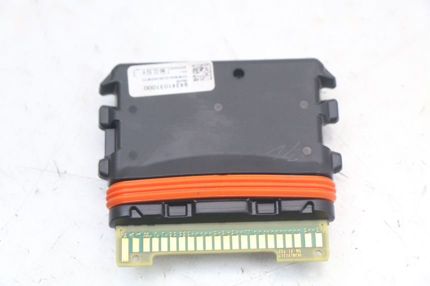 photo de BOITIER CDI HUSQVARNA SVARTPILEN 401 (2018 - 2023) - Gros plan technique