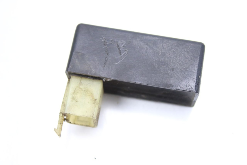 photo de BOITIER CDI PEUGEOT TKR TREKKER FURIOUS 50 (2005 - 2014) - Gros plan technique