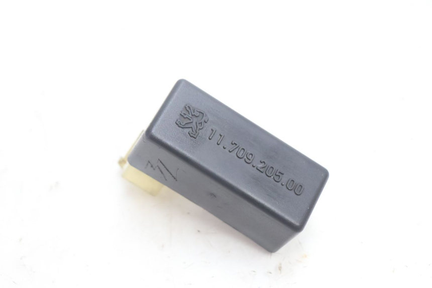 photo de BOITIER CDI PEUGEOT TREKKER TKR 50 (2005 - 2014) - Zoom état d’usage