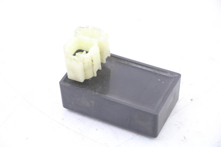 photo de BOITIER CDI UNIVERSAL BIKE ZN50QT-11B 50 (2018 - 2021) - Zoom état d’usage