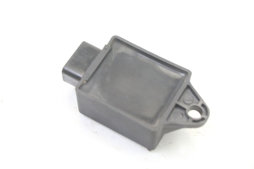 photo de BOITIER CDI PEUGEOT VIVACITY NEW 2T 50 (2008 - 2017) - Gros plan technique