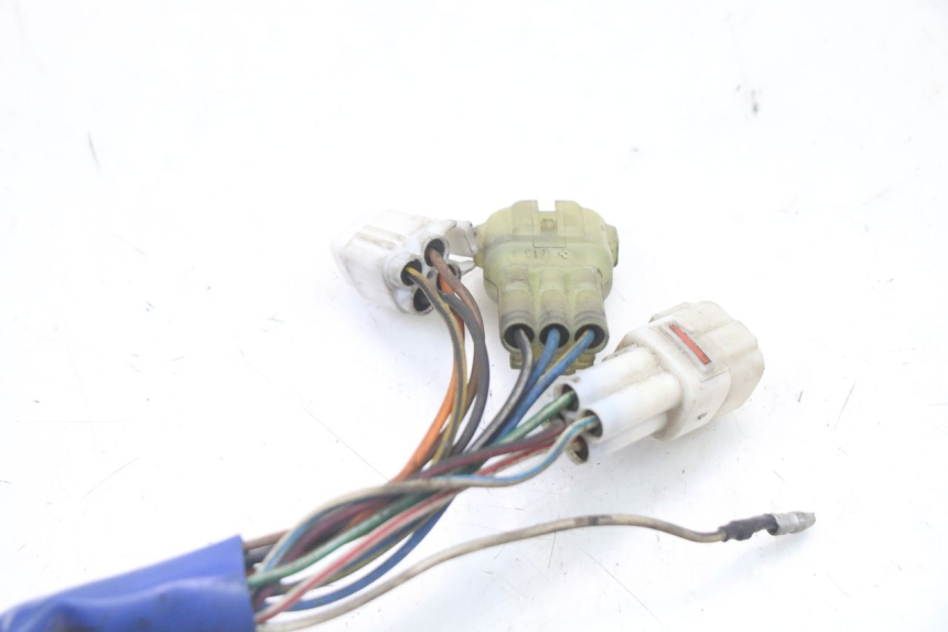 photo de BOITIER CDI YAMAHA YP MAJESTY 125 (2007 - 2010) - Points de fixation