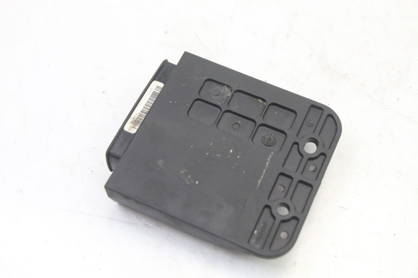 photo de BOITIER CDI PIAGGIO ZIP 4T 50 (2018 - 2020) - Gros plan technique