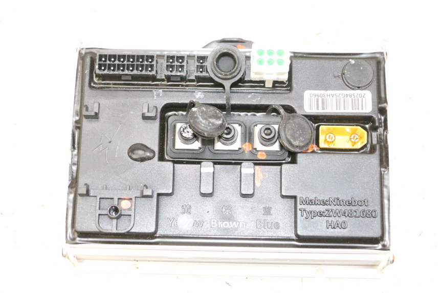 photo de BOITIER CDI SEGWAY NINEBOT ZT3 PRO 1 - Vue principale