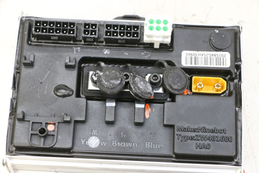 photo de BOITIER CDI SEGWAY NINEBOT ZT3 PRO 1 - Pièce contrôlée