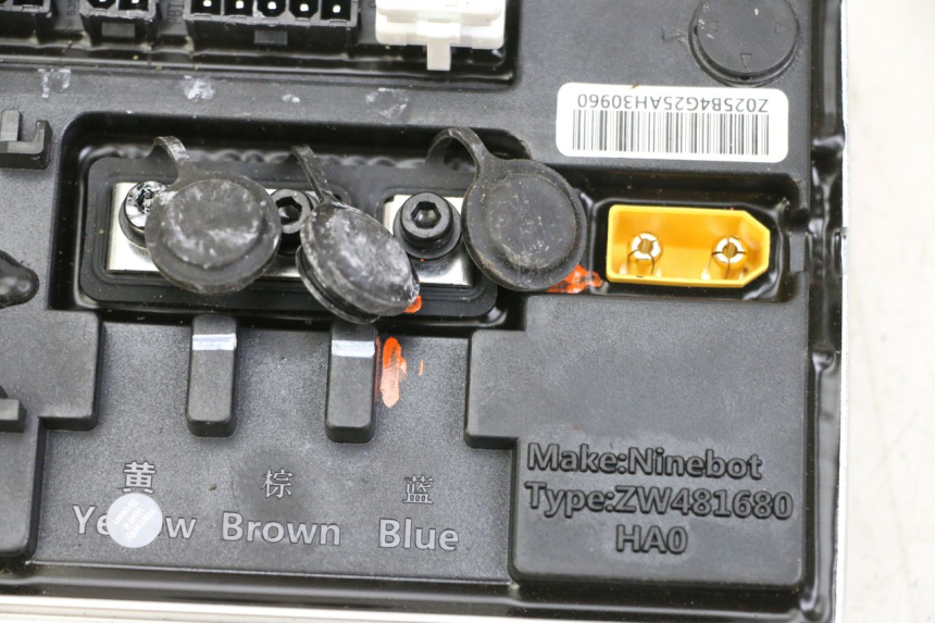 photo de BOITIER CDI SEGWAY NINEBOT ZT3 PRO 1 - Marquages et références