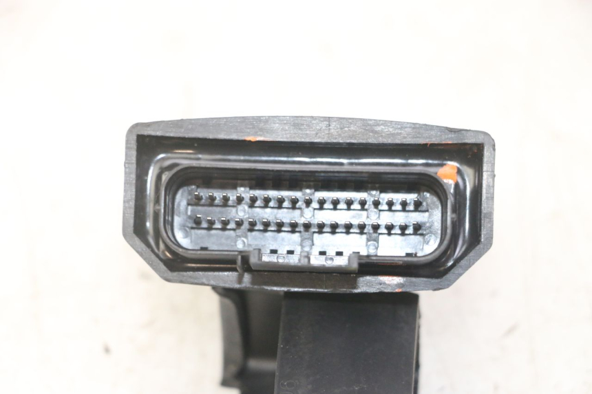 photo de BOITIER INJECTION VENESI FLY RETRO 4T 50 (2020 - 2025) - Autre angle de vue