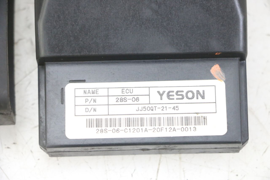 photo de BOITIER INJECTION VENESI FLY RETRO 4T 50 (2020 - 2025) - Gros plan technique