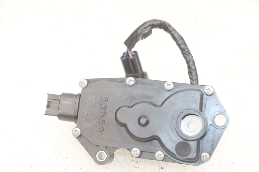 photo de BOITIER INJECTION KAWASAKI Z 750 (2007 - 2013) - Gros plan technique