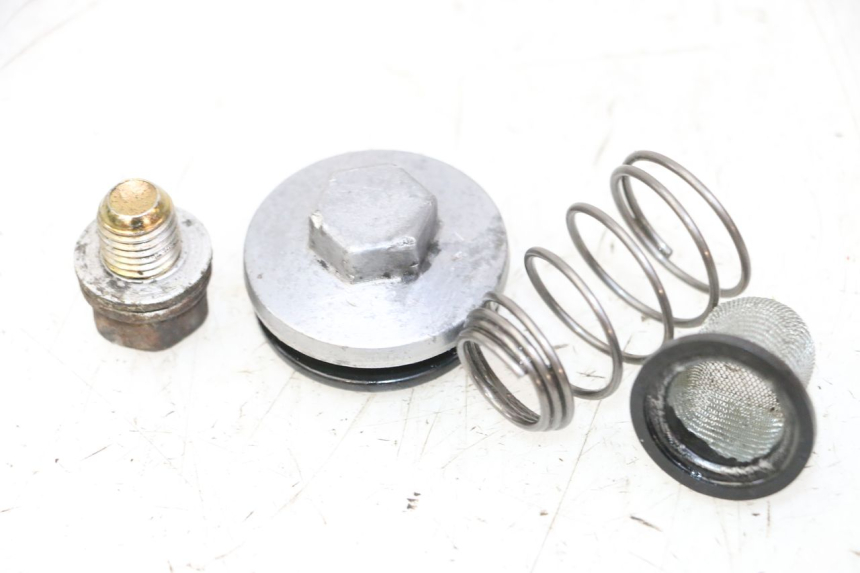 photo de BOUCHON CARTER HUILE KYMCO AGILITY 4T 50 (2005 - 2018) - Vue principale