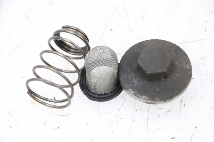 photo de BOUCHON CARTER HUILE KYMCO AGILITY CITY 4T 50 (2008 - 2016) - Détail de la pièce