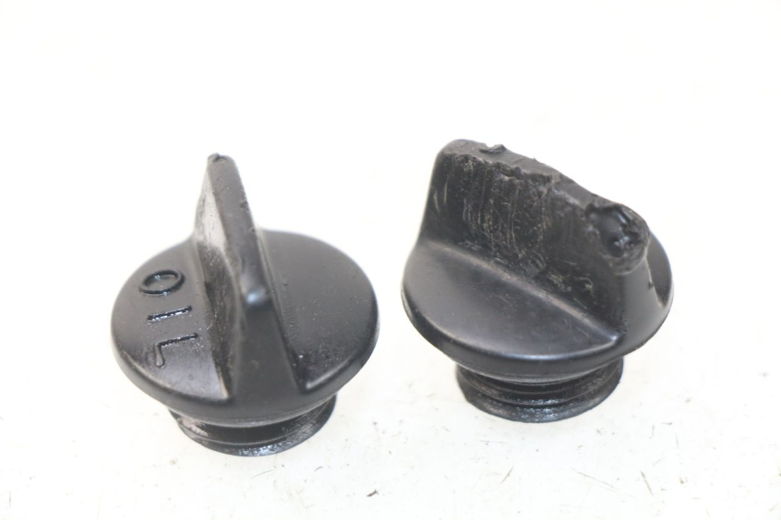 photo de BOUCHON CARTER HUILE HONDA CRF CR-F 450 (2005 - 2008) - Zoom état d’usage