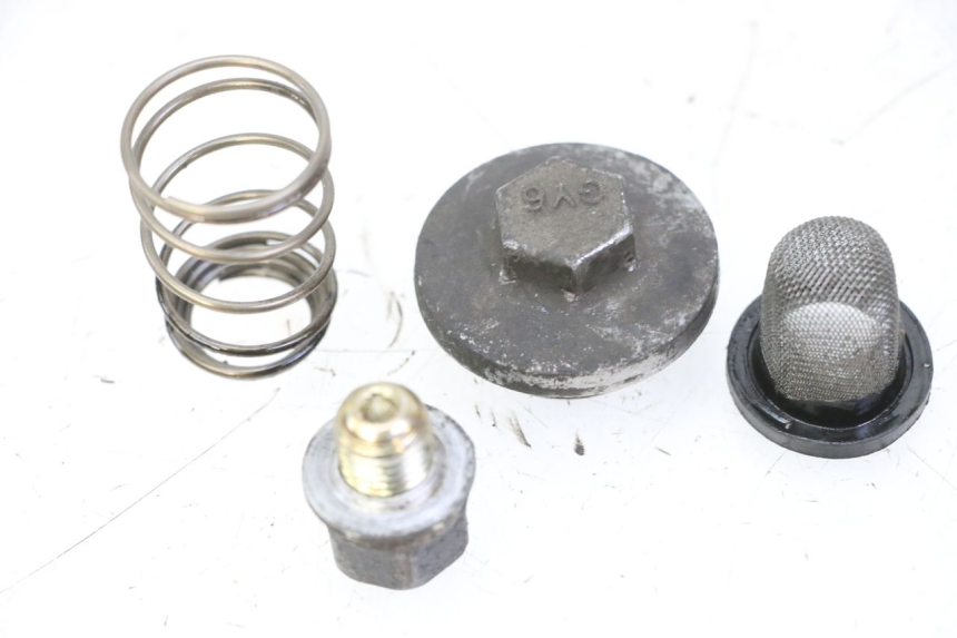 photo de BOUCHON CARTER HUILE KYMCO GRAND DINK 125 (2008 - 2014) - Vue principale