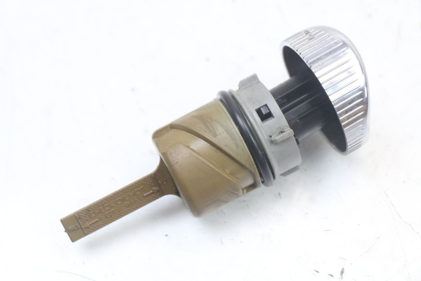 photo de BOUCHON CARTER HUILE HARLEY DAVIDSON SPORTSTER XL CUSTOM 883 (1999 - 2006) - Détail de la pièce