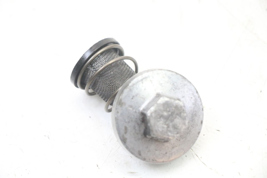 photo de BOUCHON CARTER HUILE KYMCO XCITING 500 (2007 - 2010) - Autre angle de vue