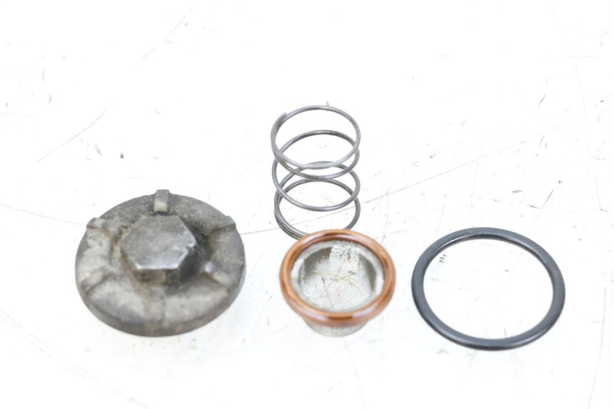 photo de BOUCHON CARTER HUILE YAMAHA NEOS NEO'S 4T 50 (2008 - 2016) - Autre angle de vue