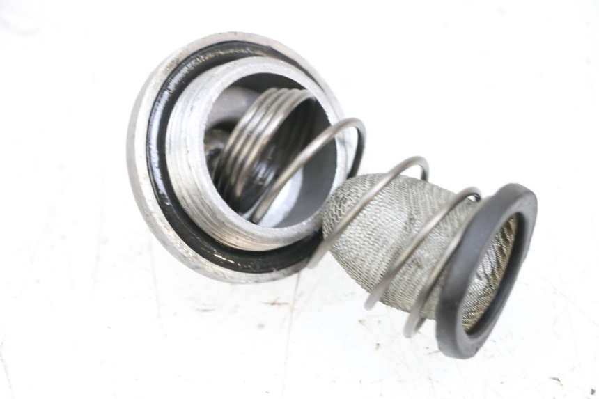 photo de BOUCHON CARTER HUILE SYM ORBIT III 3 4T 50 (2018 - 2021) - Détail de la pièce