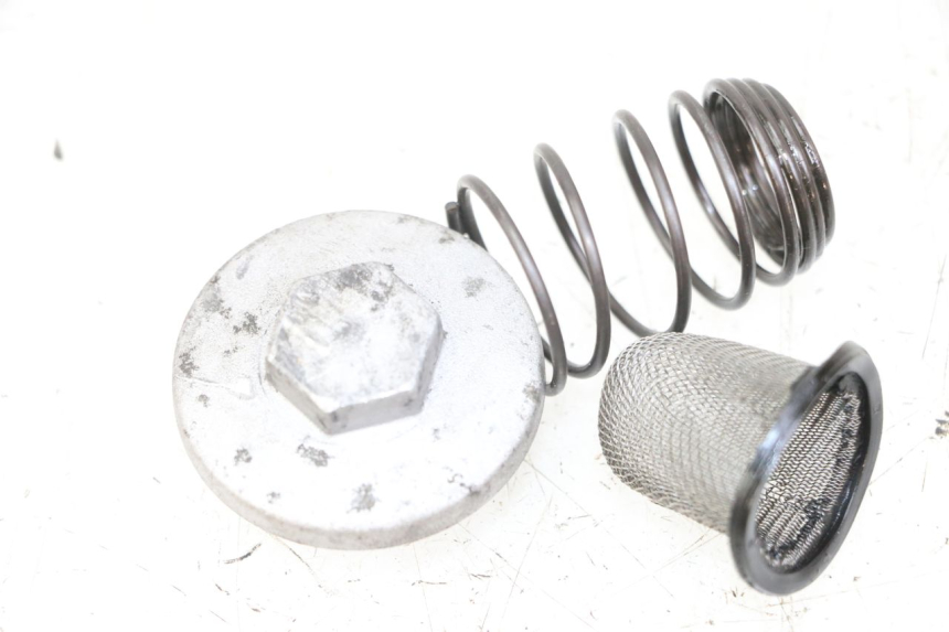 photo de BOUCHON CARTER HUILE PEUGEOT VIVACITY 125 (2010 - 2017) - Zoom état d’usage