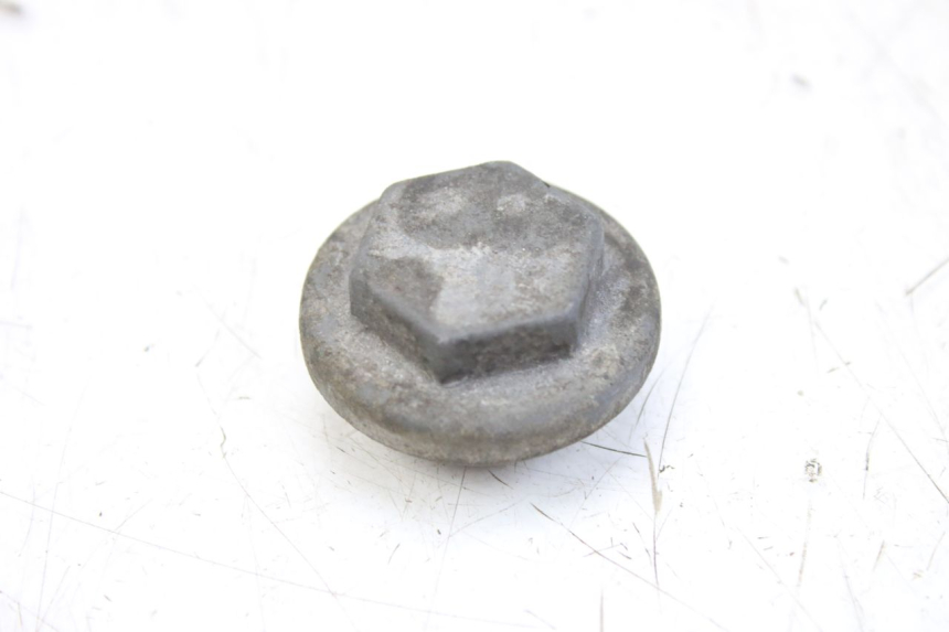 photo de BOUCHON CARTER HUILE APRILIA SCARABEO 100 (2003 - 2012) - Vue principale