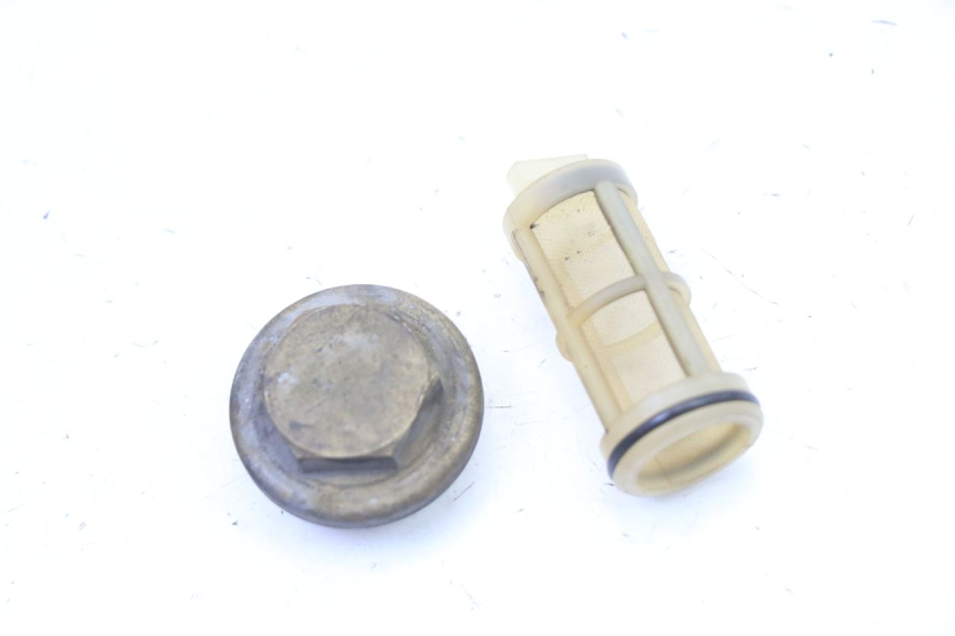 photo de BOUCHON CARTER HUILE PIAGGIO SUPER LX 125 (2000 - 2003) - Vue principale