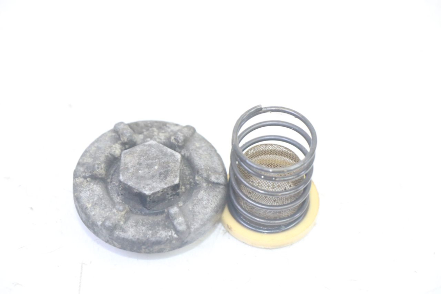 photo de BOUCHON CARTER HUILE YAMAHA XMAX X-MAX 125 (2006 - 2009) - Zoom état d’usage